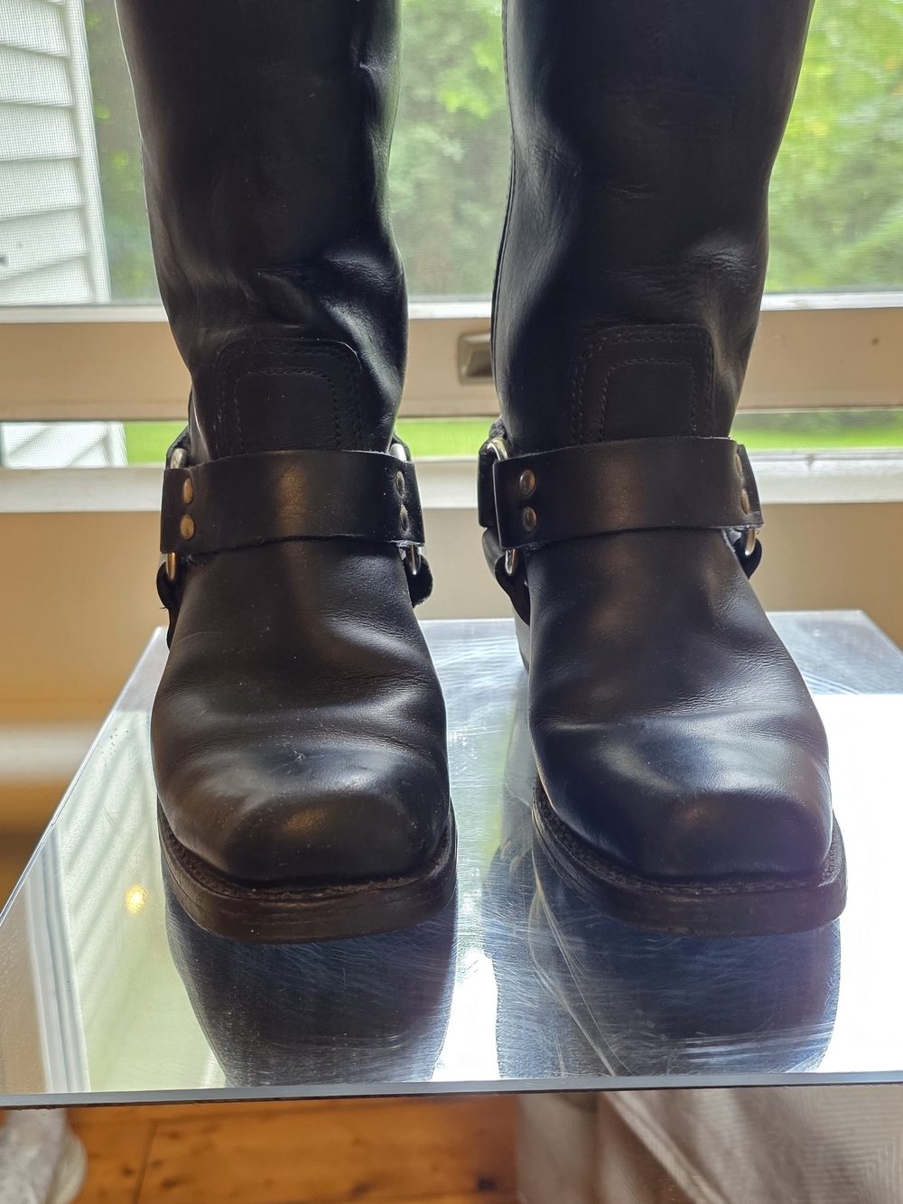 Frye Black Leather Harness Moto Boots Perfectly Broken In Sz 7.5 - Picture 4 of 14